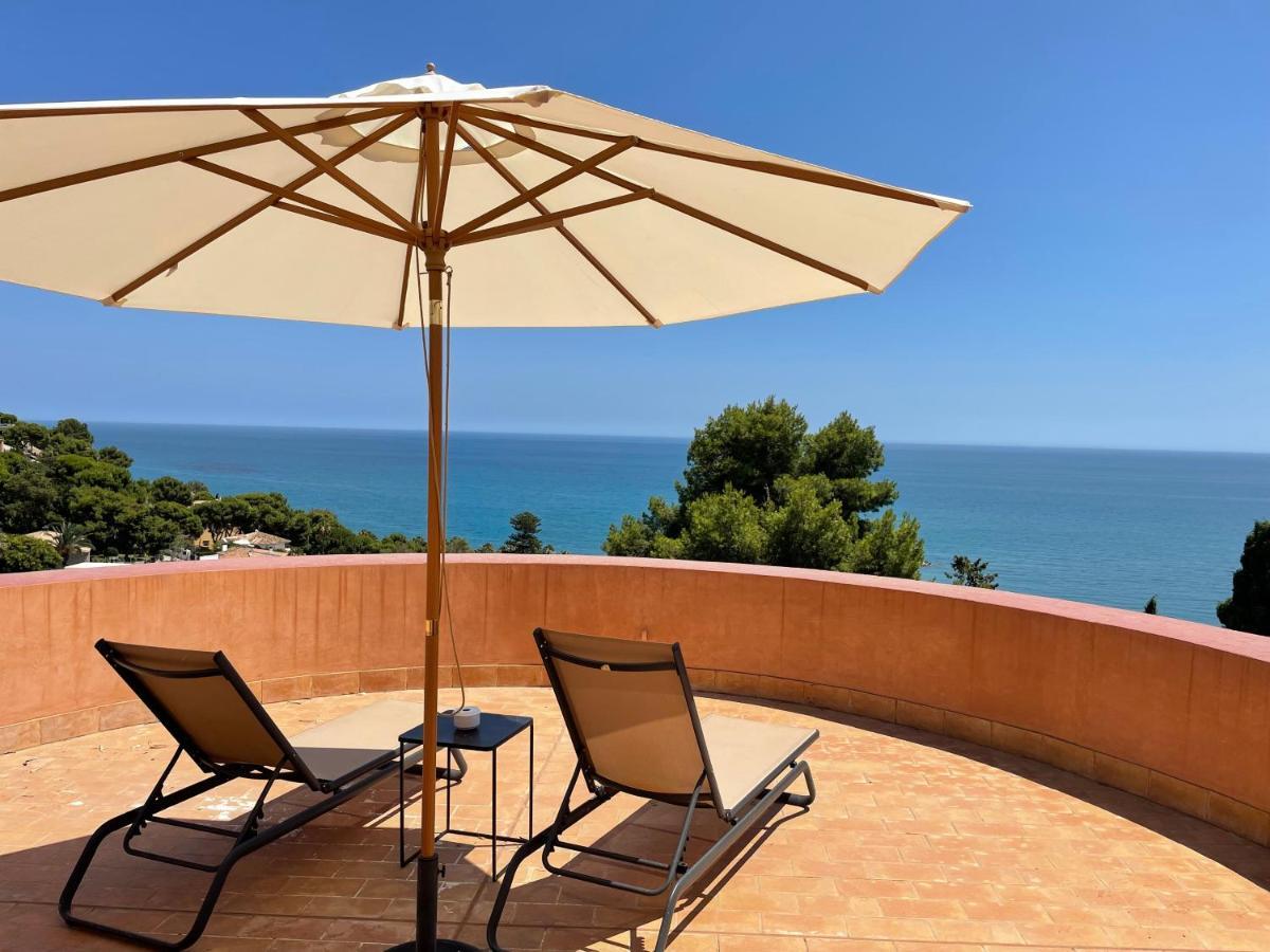 Soho Boutique Castillo De Santa Catalina - Adults Recommended Малага Екстериор снимка A patio umbrella