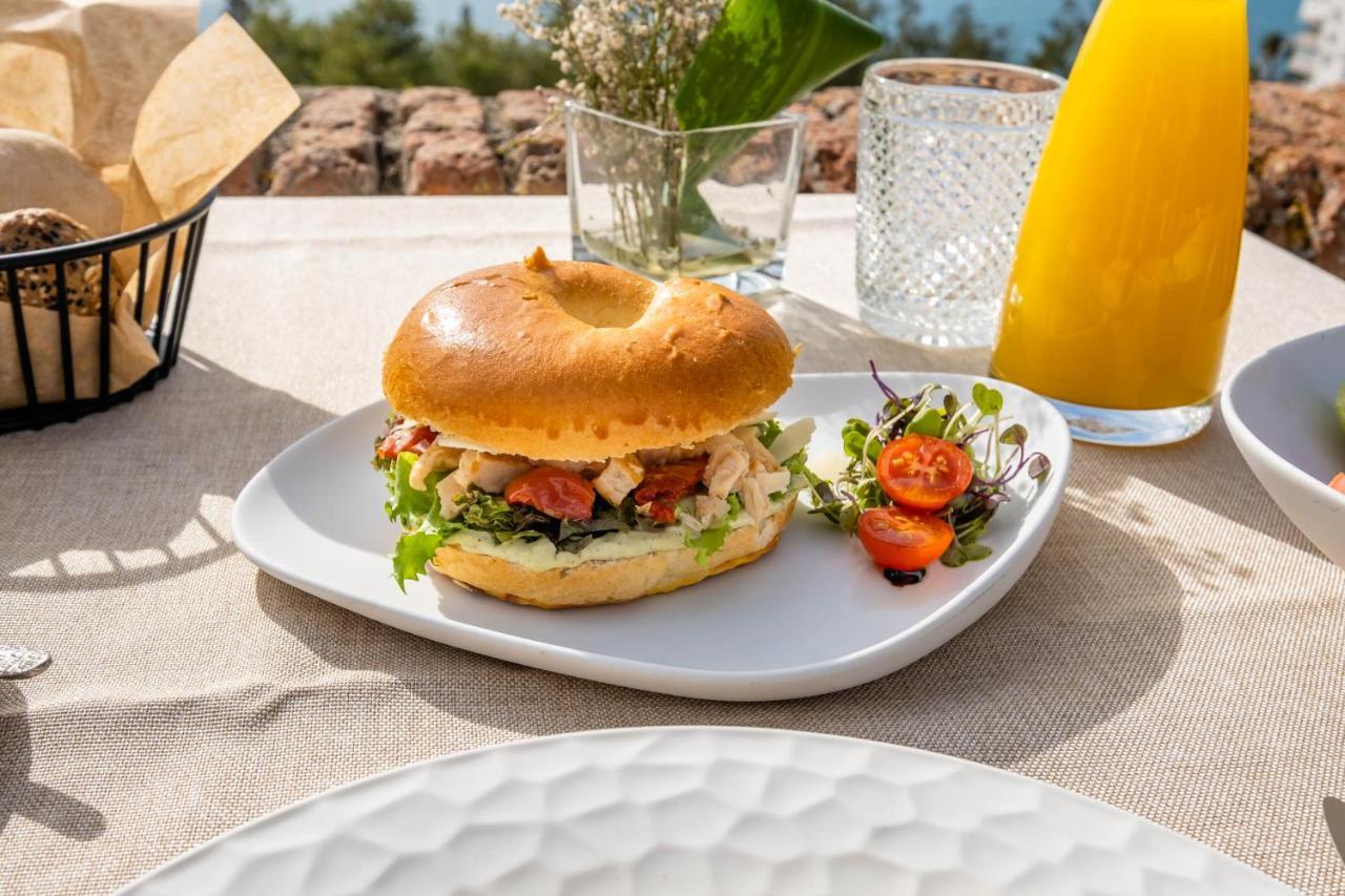 Soho Boutique Castillo De Santa Catalina - Adults Recommended Малага Екстериор снимка A chicken caesar salad bagel