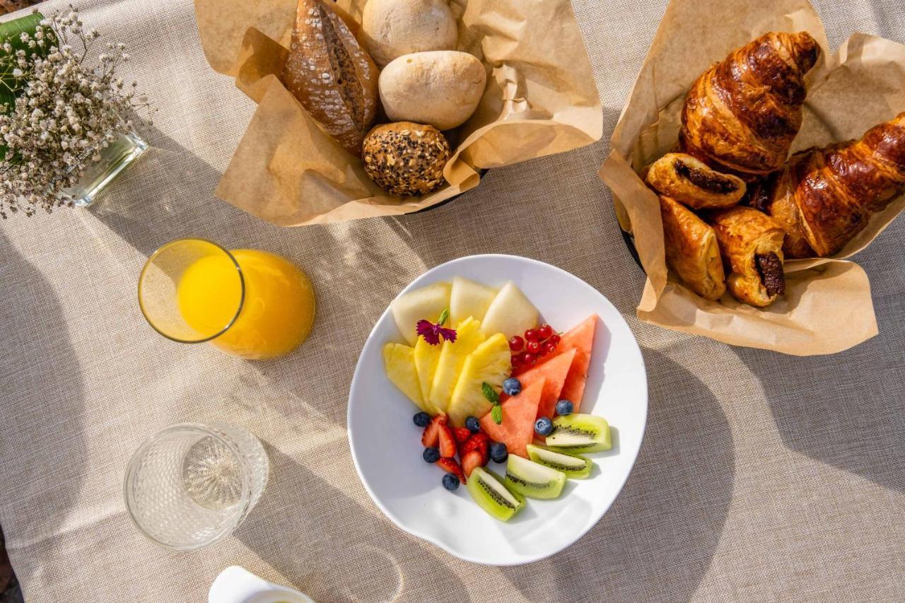 Soho Boutique Castillo De Santa Catalina - Adults Recommended Малага Екстериор снимка A continental breakfast