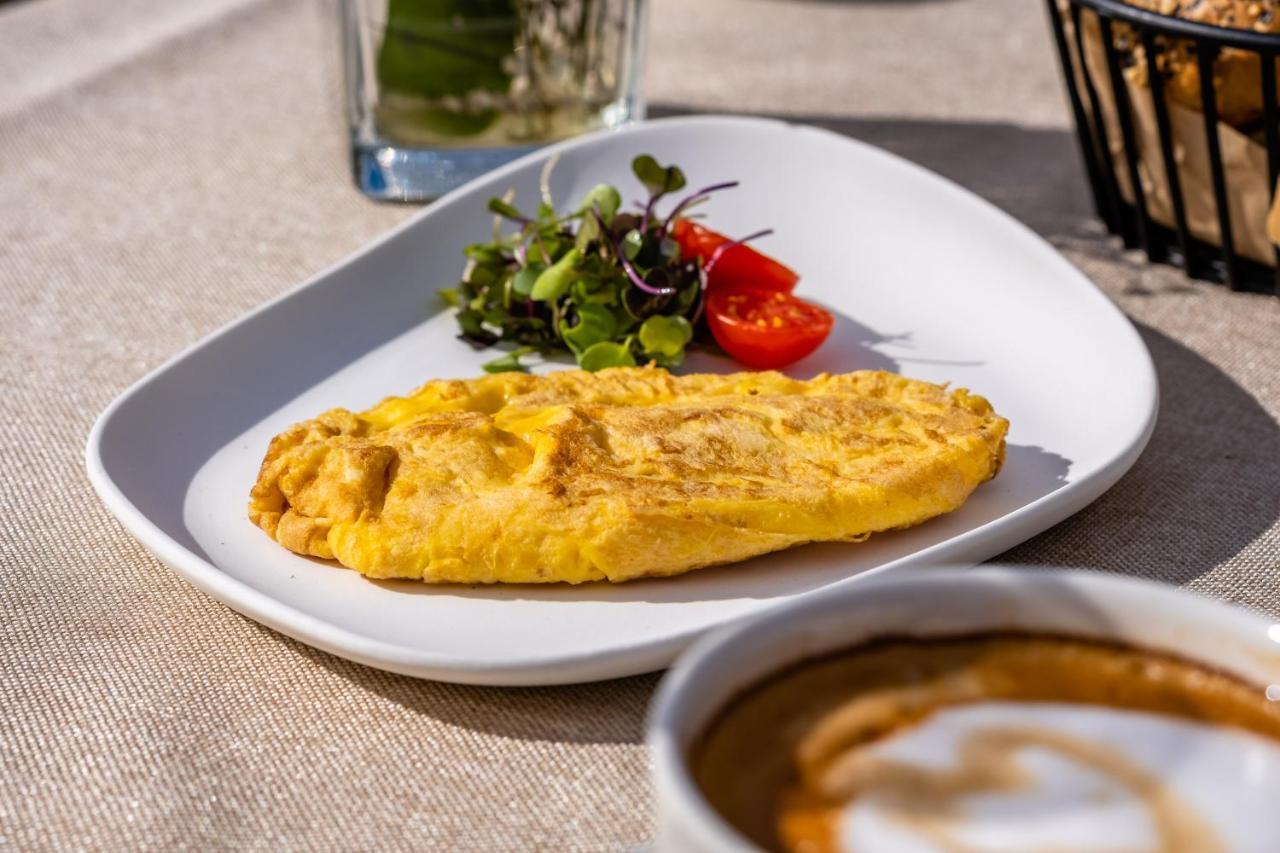 Soho Boutique Castillo De Santa Catalina - Adults Recommended Малага Екстериор снимка An omelette