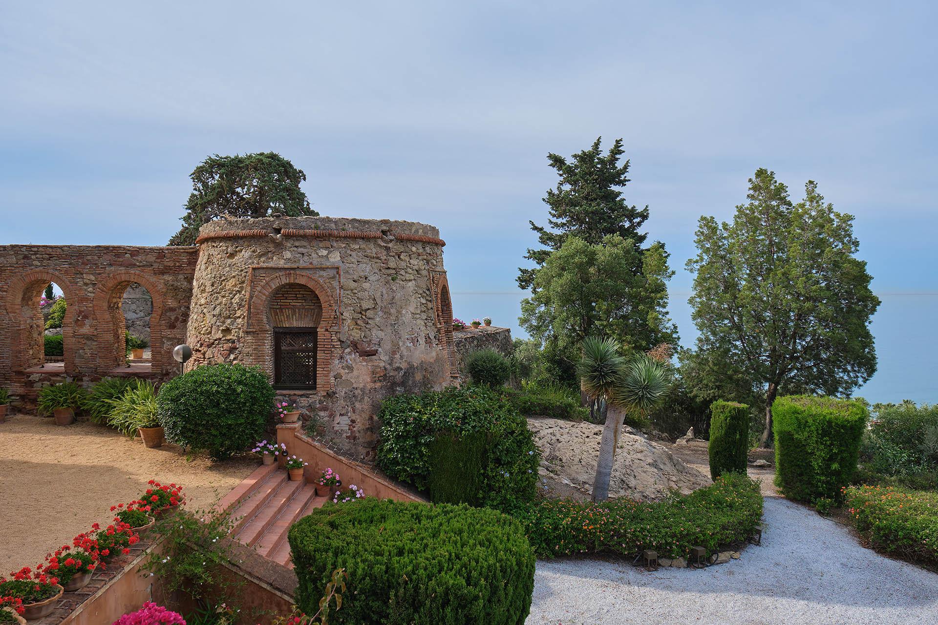 Soho Boutique Castillo De Santa Catalina - Adults Recommended Малага Екстериор снимка Castle of Alaquàs