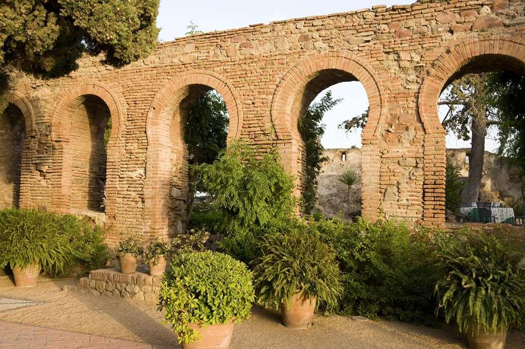 Soho Boutique Castillo De Santa Catalina - Adults Recommended Малага Екстериор снимка The Roman aqueduct